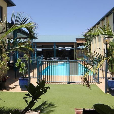 Ningaloo Club Backpackers Hostel Coral Bay Ngoại thất bức ảnh